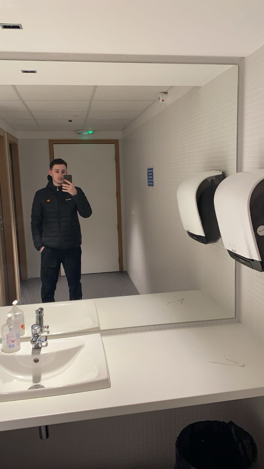 Profilo di Eleuthere